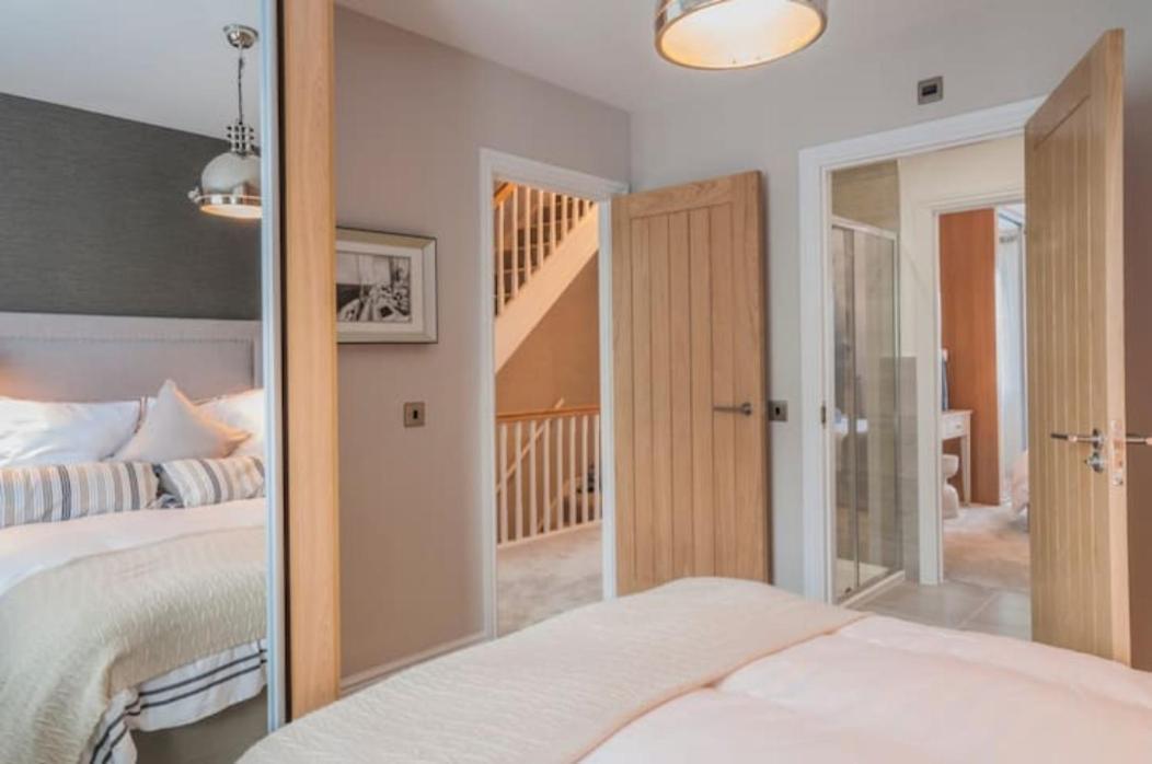 Central Modern Townhouse In Saundersfoot Villa Buitenkant foto